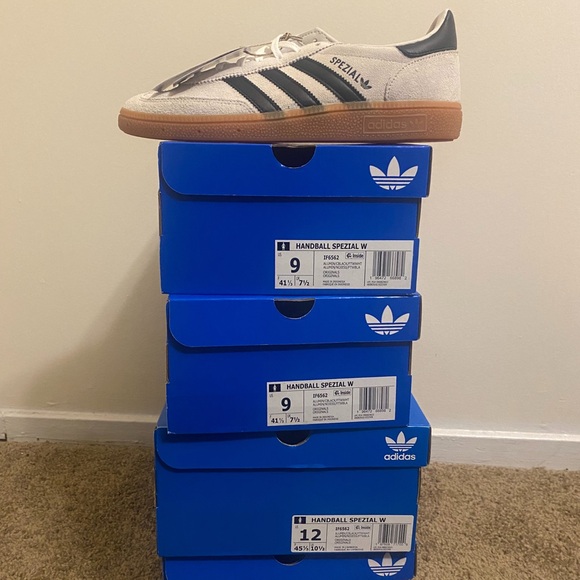 Womens Adidas Spezial Cream and Black Sneakers Sz 12 - Picture 7 of 7